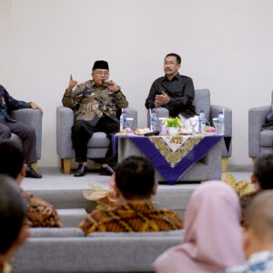 Dewan Penyantun Akademi Komunitas Negeri Putra Sang Fajar Blitar Minta Seluruh Sivitas Bersinergi untuk Meningkatkan Layanan dan Kinerja