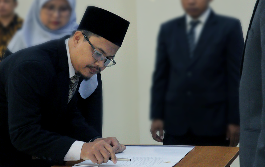 Selamat dan Sukses atas Dilantiknya M. Nur Fu’ad, M.Kom. sebagai Wakil Direktur Bidang Akademik, Kemahasiswaan, dan Kerja Sama Periode 2025–2029